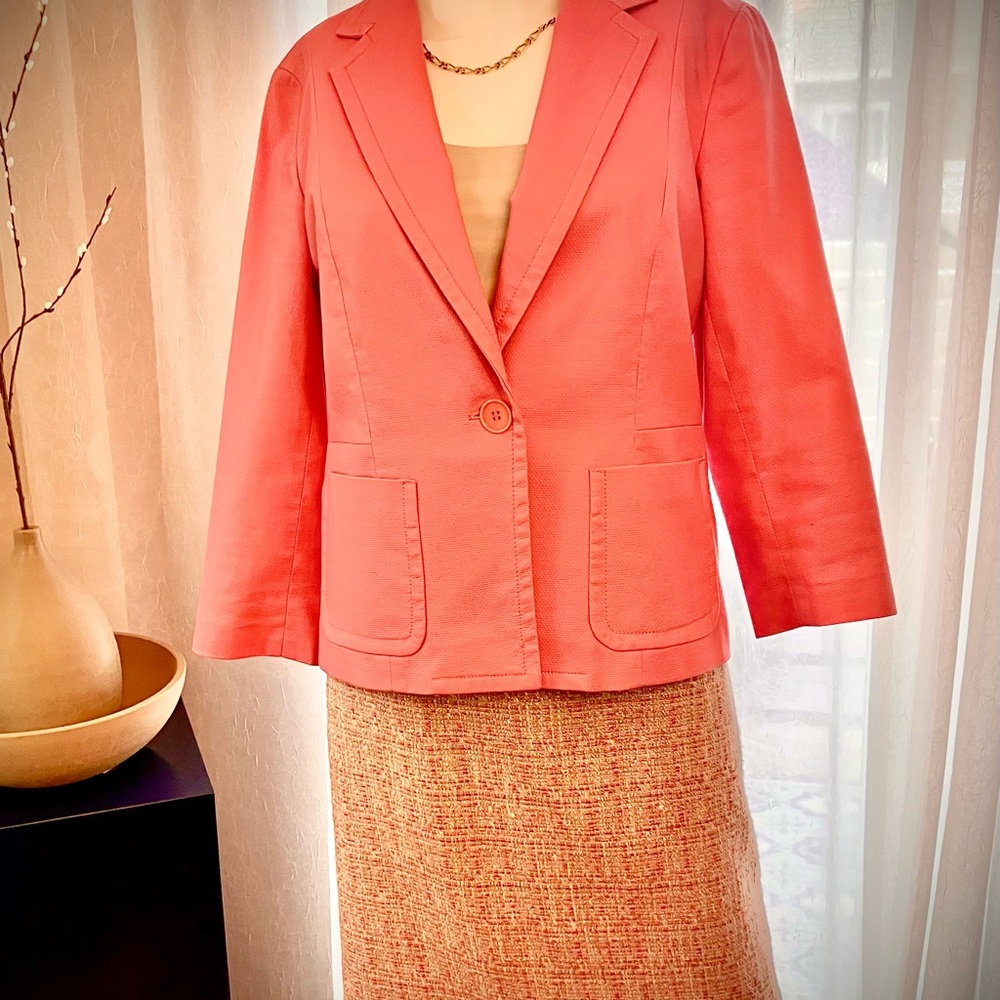 Talbots Pink One Button Blazer. Size 10. Fully lined, Perfect condition.